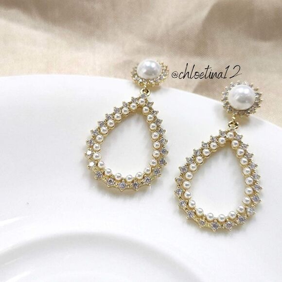 White Pearl Dangle Earrings 14k Gold / Sterling Teardrop Earrings Pearl Earrings - Picture 4 of 4
